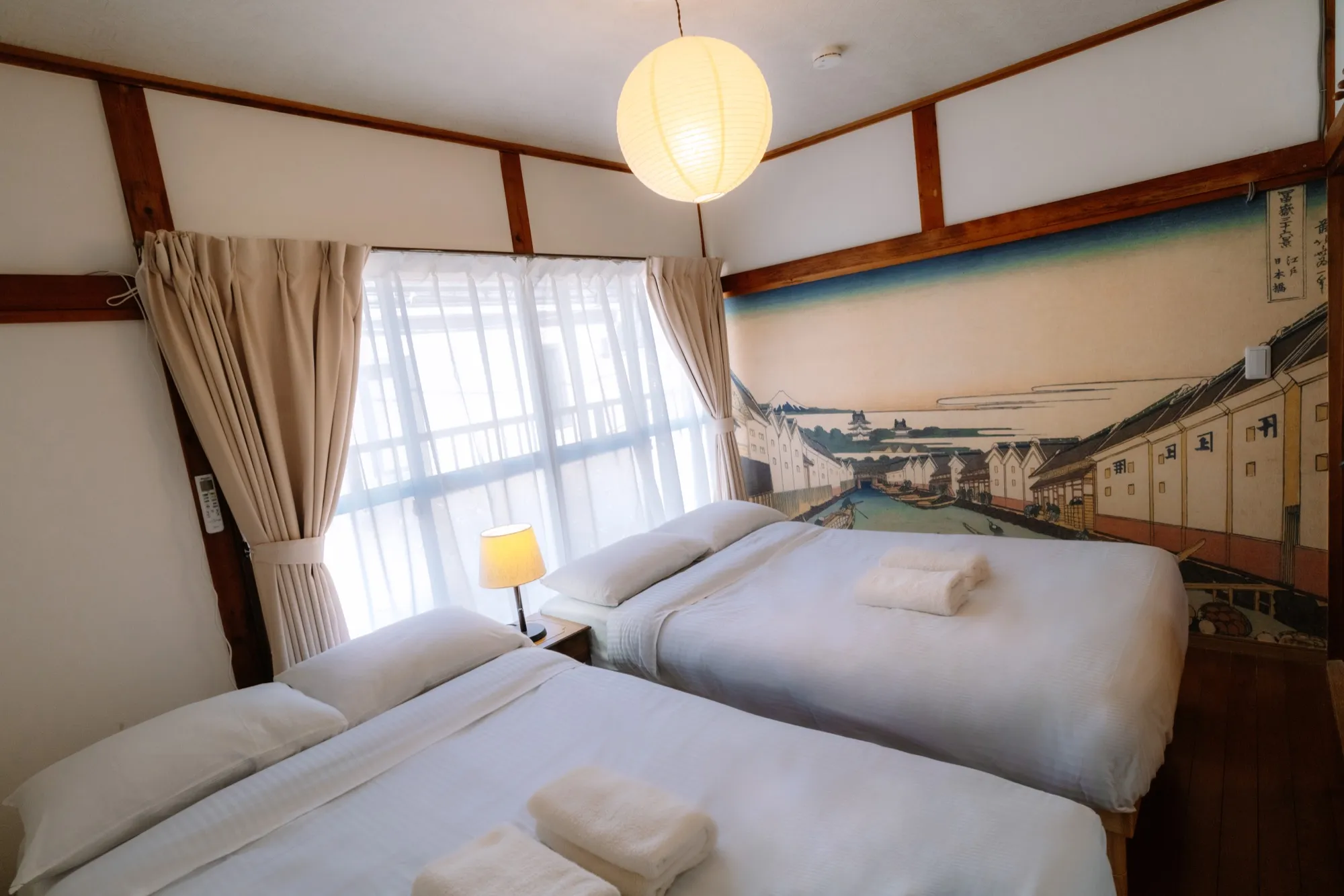 Nihonbashi mural bedroom